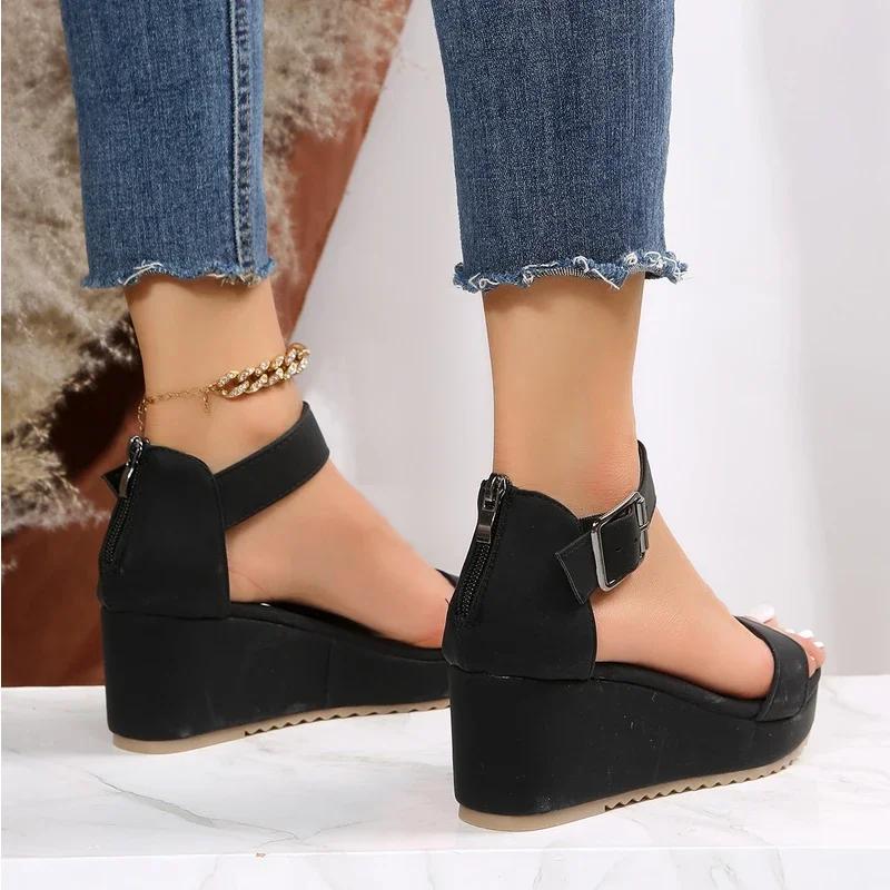 Fashion 2025 Summer Women's Wedges Casual High Heels Sandals New Round Toe Buckle Shoes Ladies Solid Platform Sandals Casual Women Shoes