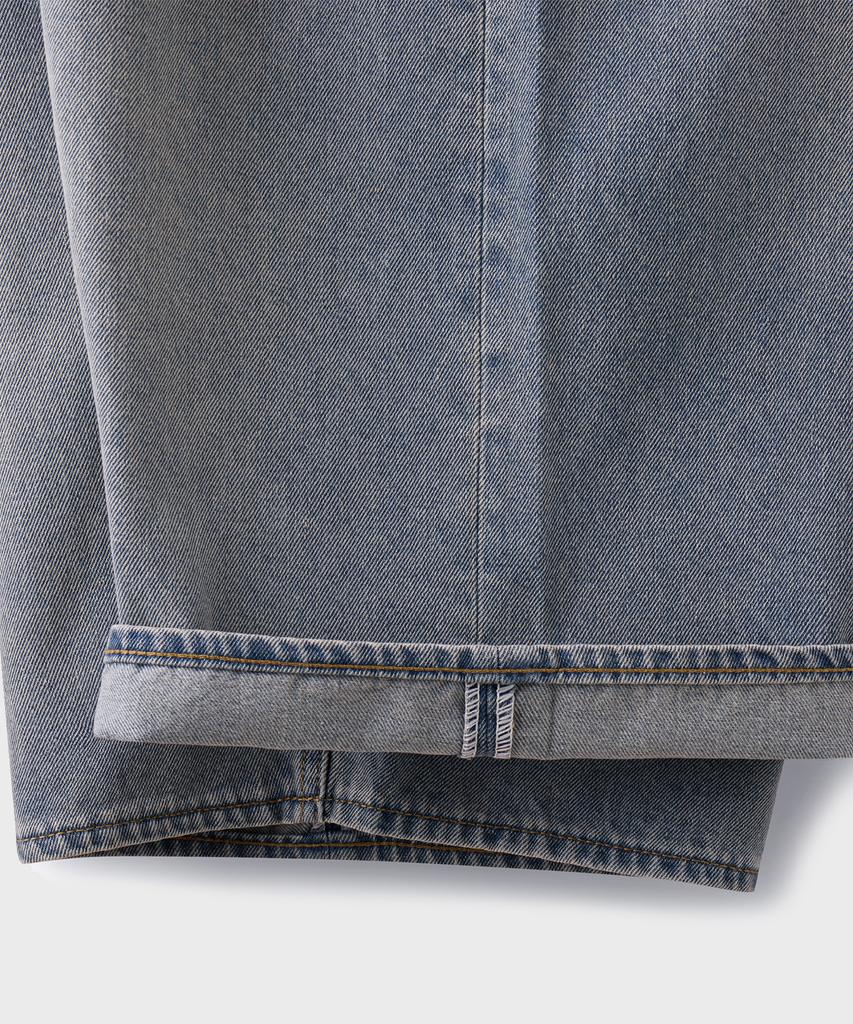 Beulaendideu Bermuda Denim Shorts [Light Blue]