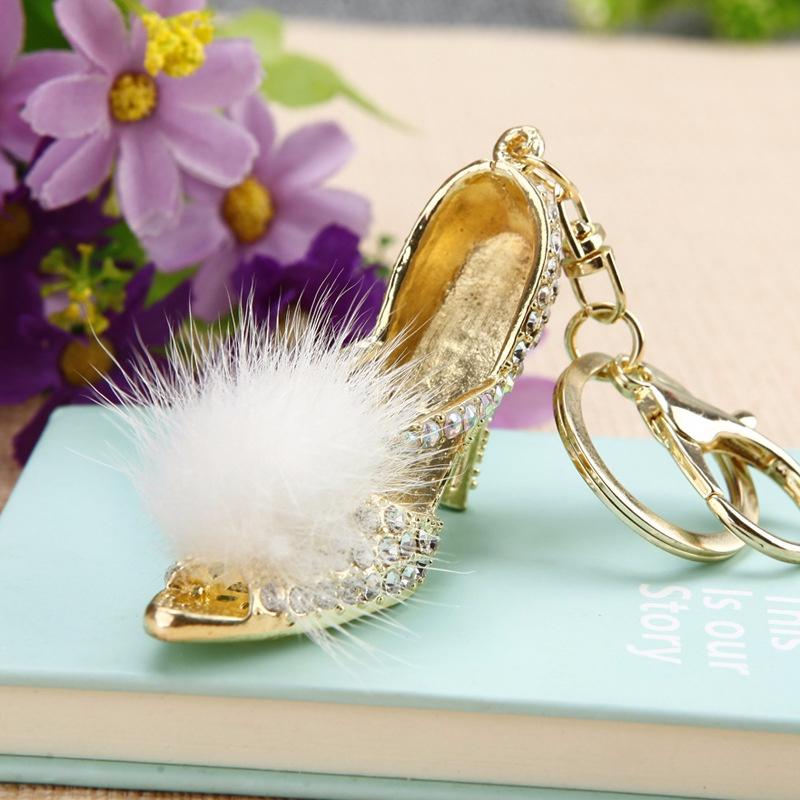 Lovely Water Diamond Perfume Bottle Car Key Buckle Women Bag Pendant Key Chain