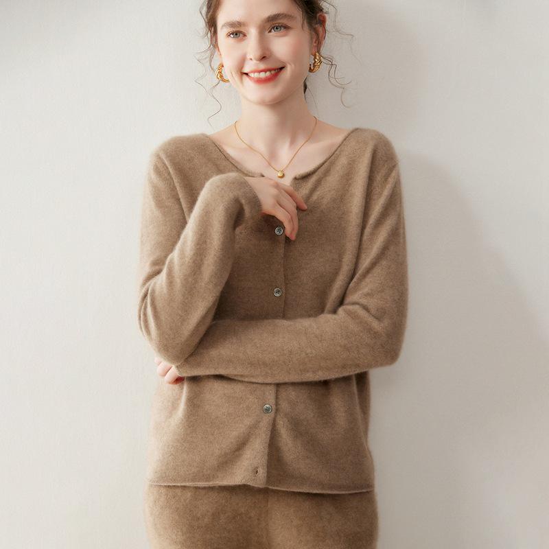 Korean Style Light Luxury Cashmere Cardigan - Women's Round Neck, Rolled Hem, Loose Fit, Slimming Knitwear Versatile Top