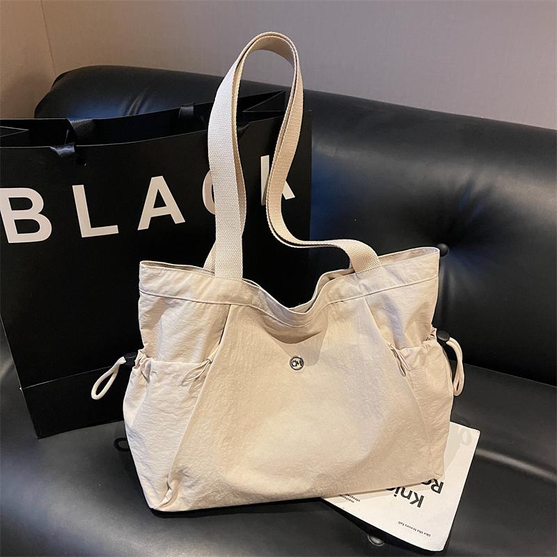Water-Resistant Nylon Tote Bag for Women – Lightweight and Durable Everyday Shoulder Bag with Multiple Pockets