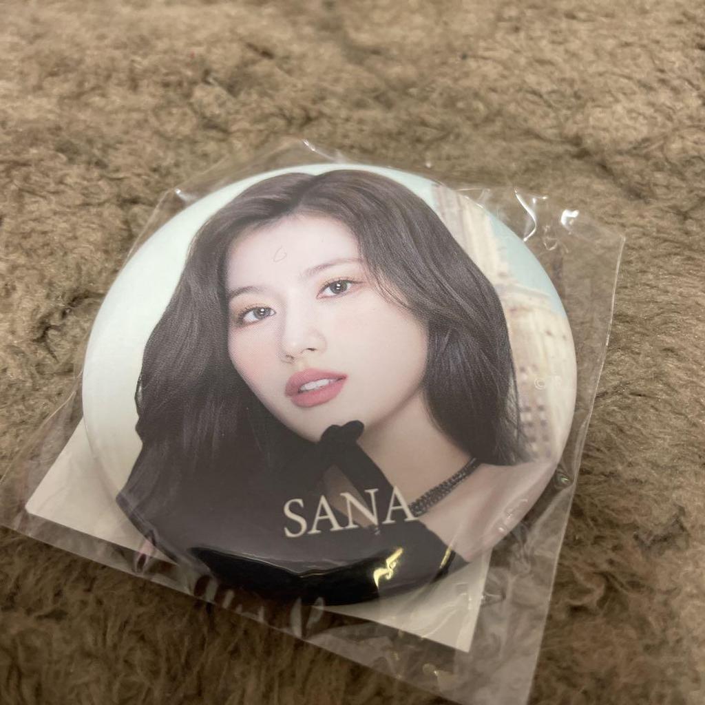 [USED] TWICE MISAMO Sana SHOWCASE Can Badge
