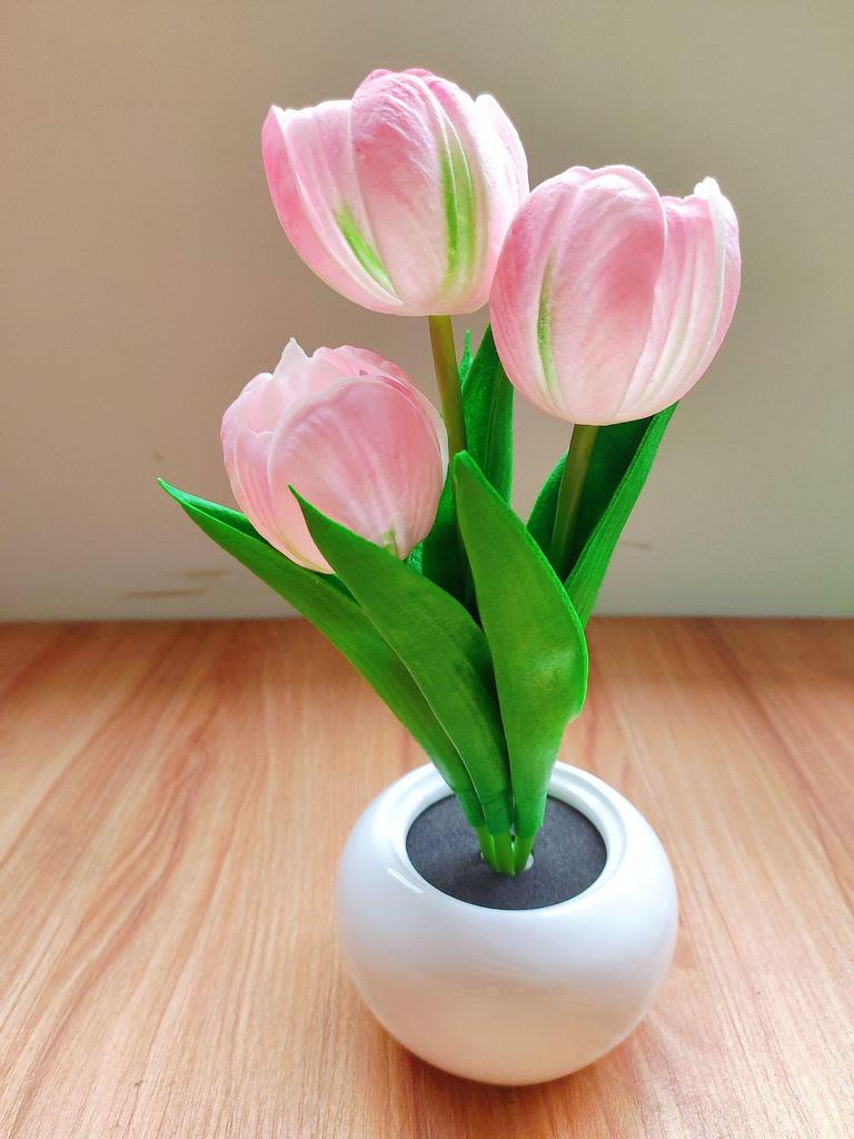 LED Tulip Night Light - Simulated Flower Bouquet for Bedroom Decor and Creative Father's Day Gift