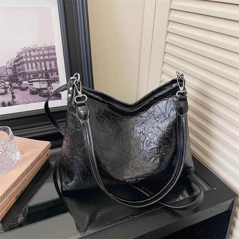 

Spring New Korean Style Fashi Crossbody Bags Women Large Capacity Casual Shoulder Bags Simple and Versatile Commuting Bag чёрный