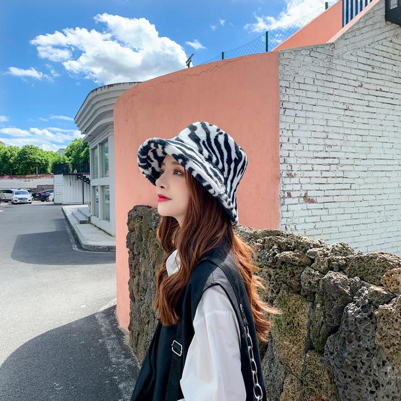 European and American New Horse Pattern Bucket Hat Autumn and Winter Thick Velvet Basin Hat Outdoor Warm Versatile Internet Celebrity Sun Hat