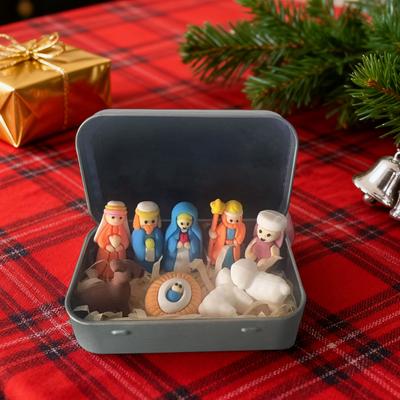 Mini Nativity Scene Figurine In Tin Box Portable Pocket Birth of Jesus Ornament Christmas Holy Family Jesus Sheep Statue Home Desk Shelf Office