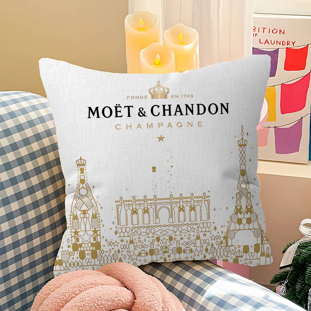 Brand M-Moet C-Chandon Luxury Maple Design Cushion Cover Happy Autumn Harvest Decor Holiday Decorati Pillow Cover