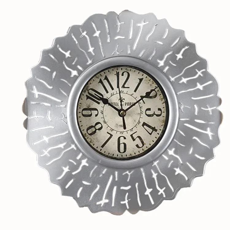 Creative Entrance Decoration Clock Wall Clock Living Room Home Creative Light Luxury Quiet Clock Hanging on The Wall Atmosphere