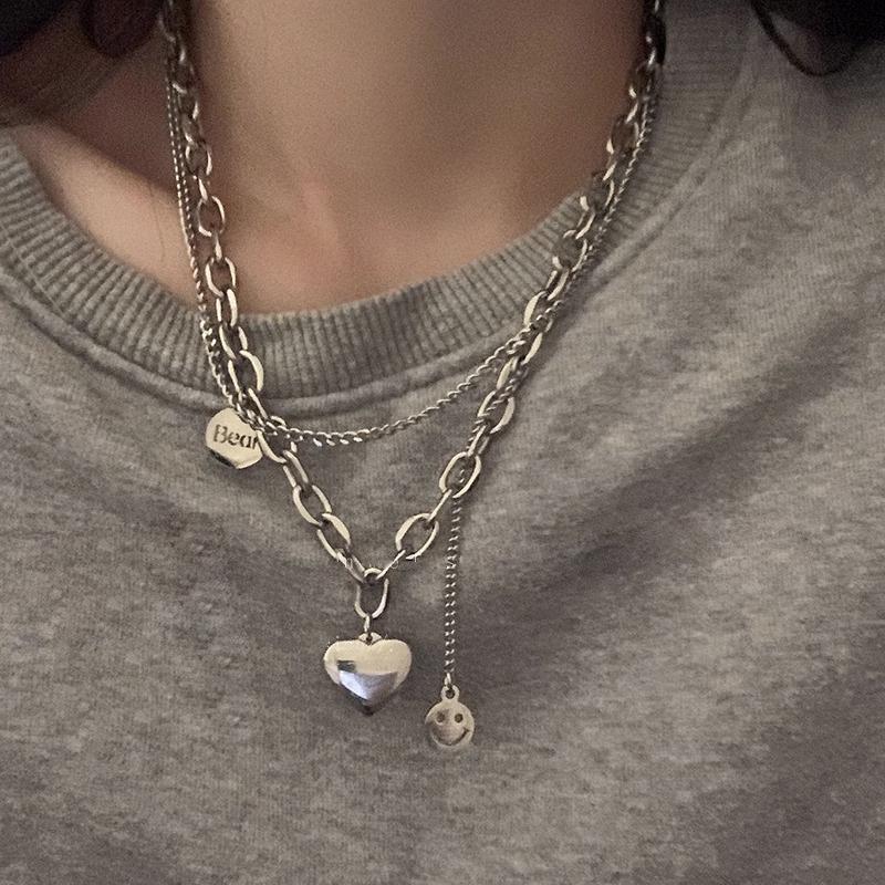 Sweet Spicy Girl Titanium Steel Heart Necklace – Non-Fading Light Luxury Hip Hop Choker 2024