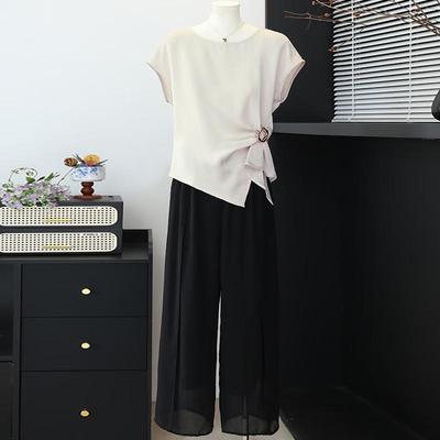 Abiti e completi – Completi con pantaloni