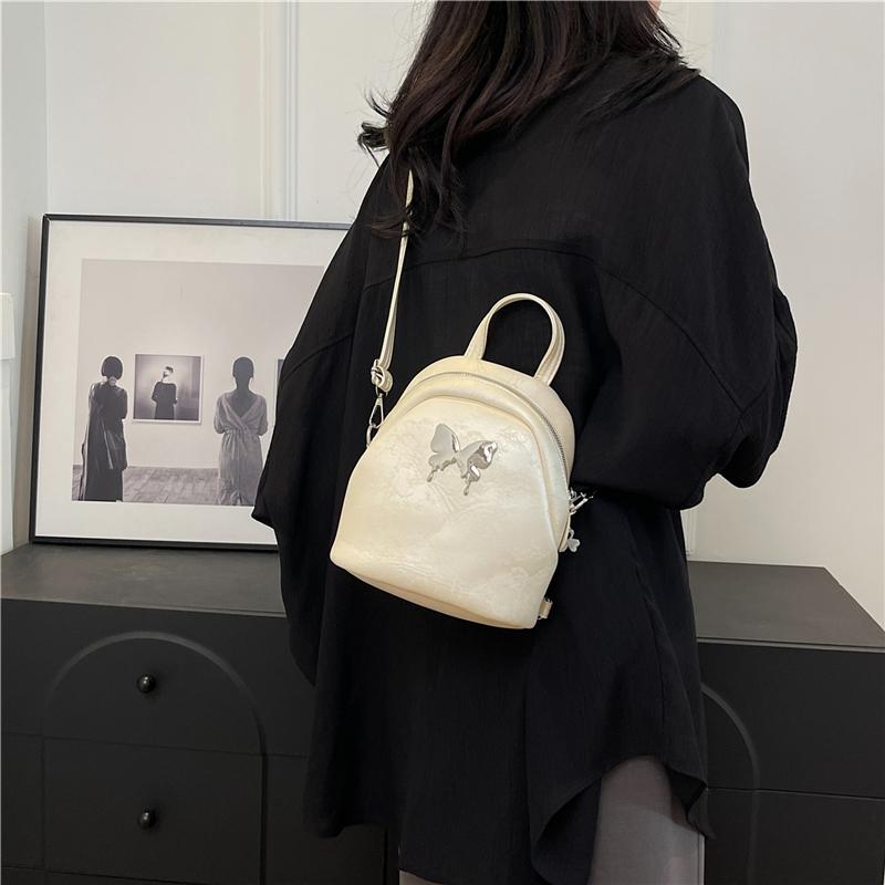 Новый модный женский рюкзак — фото 3