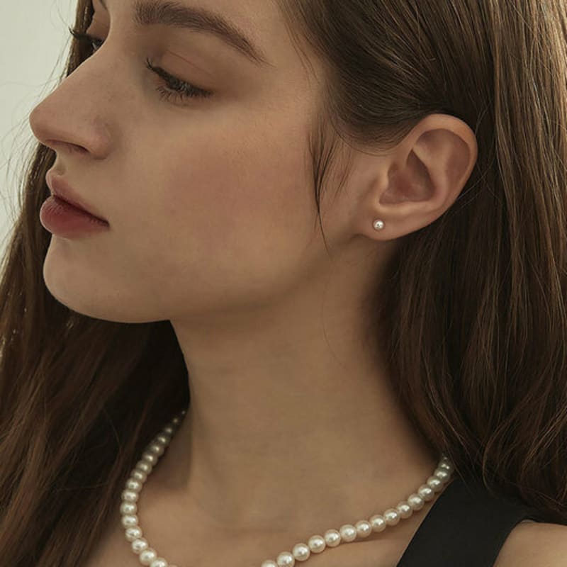 Eigene AAA Akoya Perlenohrringe (4mm / 14 Karat Gold)