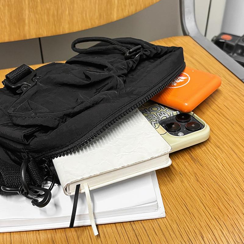 Kleine Tasche Leichte Herren Mini Umhängetasche Damen Handy-Tasche Kleine quadratische Tasche