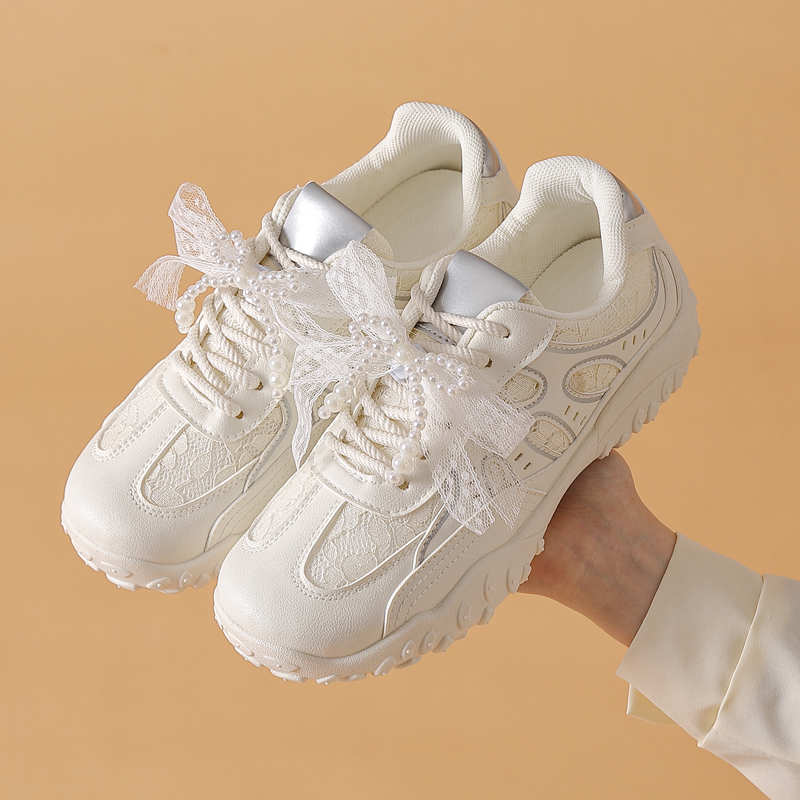 Fashion Anti-slip Mokassin Kawaiis Shoes Walking Buy Sneakers Women's Boots 44 Size Sports Gym Sepatu Special Offers Lofer Athletic