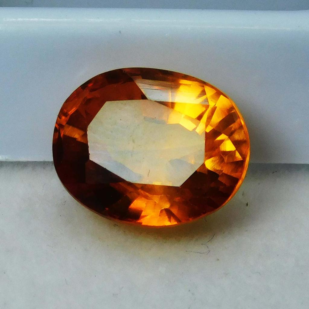 CERTIFIED 7.3 Ct Oval Sparkling Sri Lanka Natural Fire Orange Sapphire Gemstone A-4122