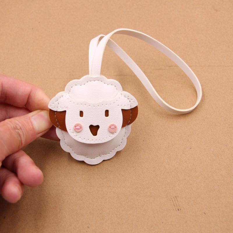 Cute Goat Pu Leather Keychain For Women Car Key Ring Cartoon Animal Sheep Bag Charm Pendant