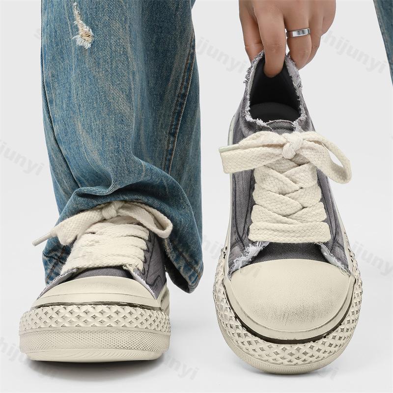 Man Canvas Shoes Autumn 2025 Fashion Blue Graffiti Men's Vulcanize Shoes Comfortable Platform Canvas Sneakers Men Zapatillas