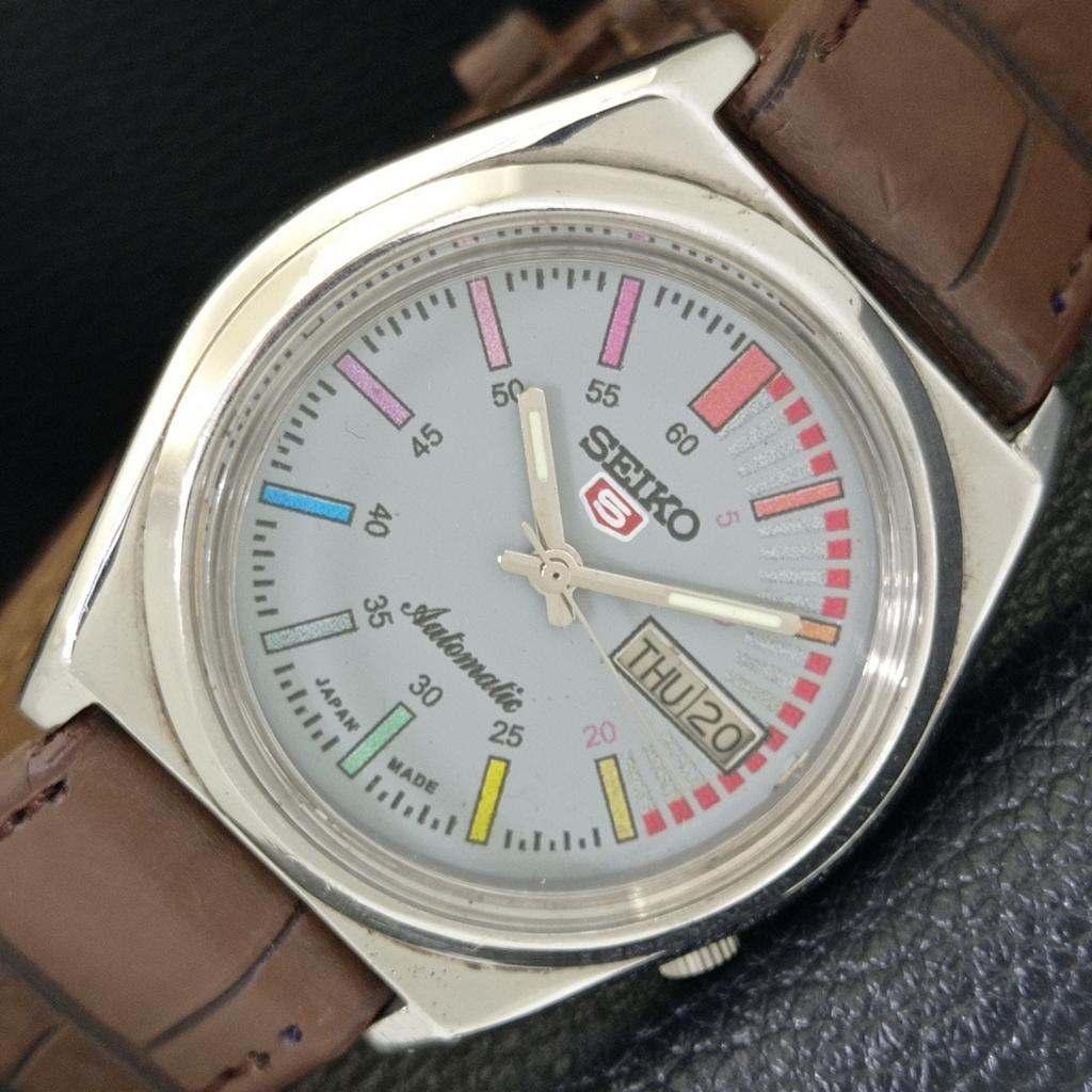 

SEIKO 5 AUTOMATIC VINTAGE 7009A JAPAN MENS GREY COLOR DIAL WATCH a701263-5 R206a-a701263