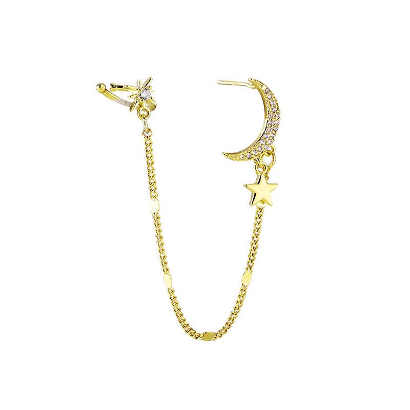 Minimalist Star & Moon Ear Cuff: Trendy Influencer Design