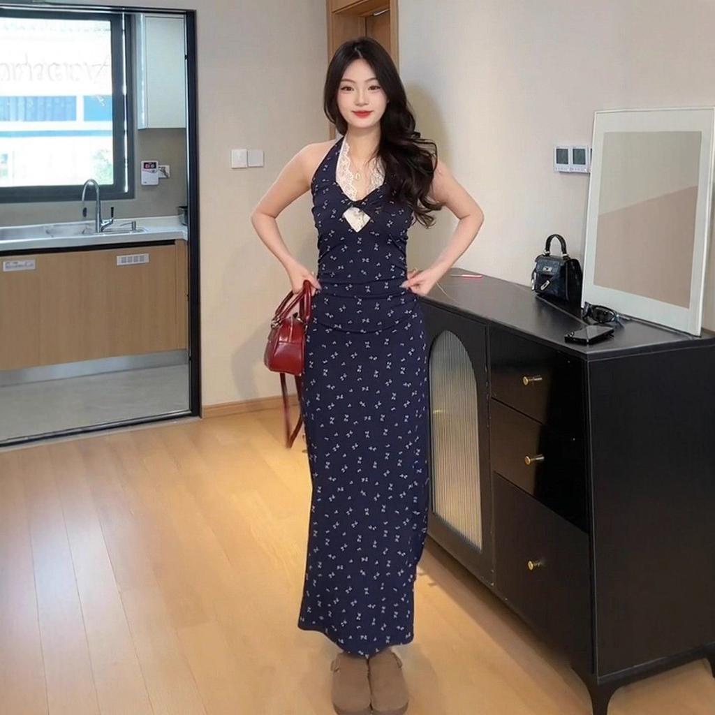 Beach Skirt Niche Non-collision Seaside Vacation Daughter Wind Sexy Hot Girl Long Neck Suspender Dress Female Summer