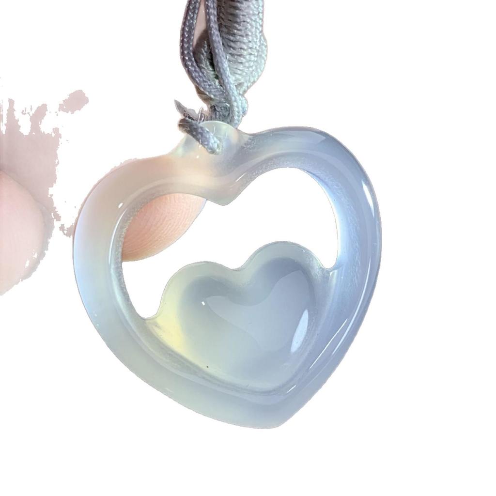 High Red Agate Chalcedony Heart Pendant Fashion Accessory