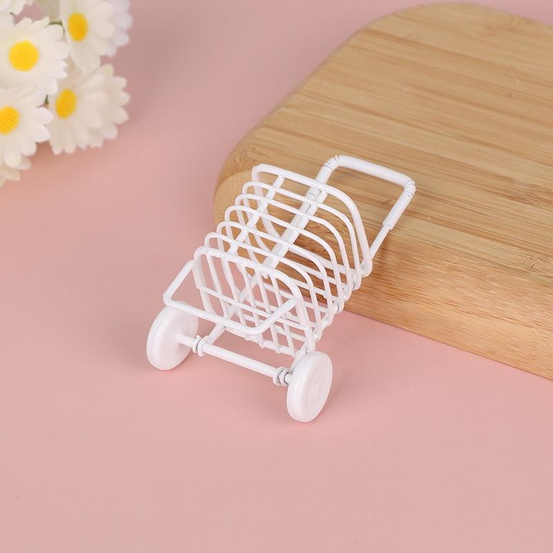 

1Pcs Dollhouse Accessories Ins Cute Simulation Hand Pulled Cart Shopping Cart Toy Creative Kawaii Desktop Decoration Gift