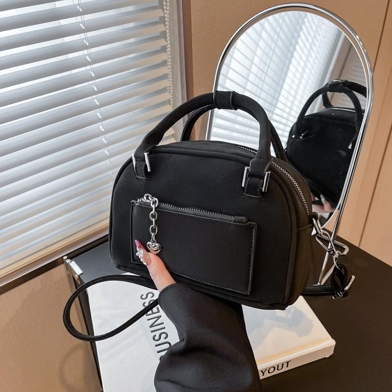 Frosted retro small bag women's spring and summer versatile new fashion messenger bag women's portable pillow bag