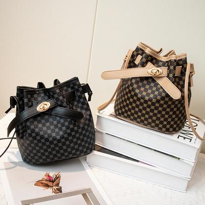 Classic Printed Bucket Bag 2025ladies New Large-capacity Contrasting Color Transfer Lock Women Oblique Span Bag
