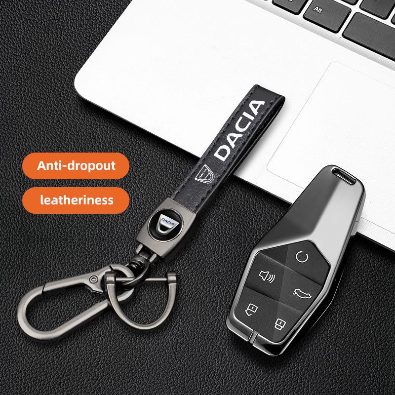 1Pcs Car Emblem Keychain Metal Leather Key Ring Accessories For Dacia Duster Logan Sandero Stepway Dokker Lodgy MCV 2019 Spring