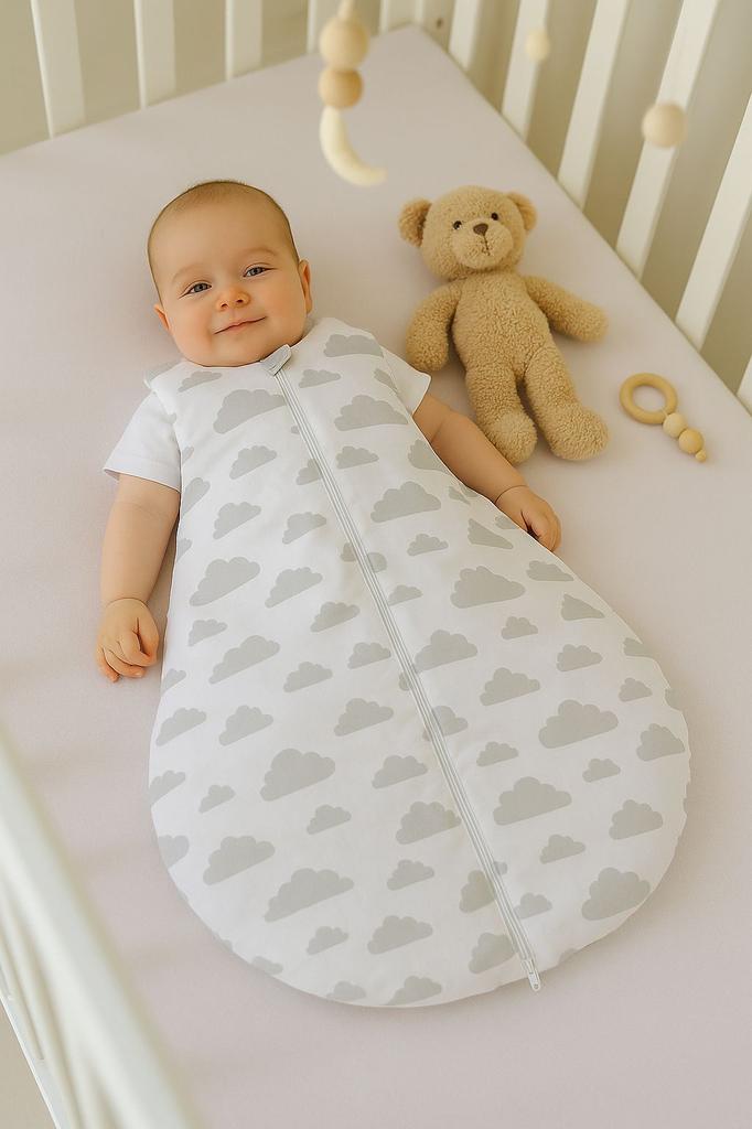 Rounded cotton sleeping bag for children S 0-6 months summer TOG 1.0 - gray clouds