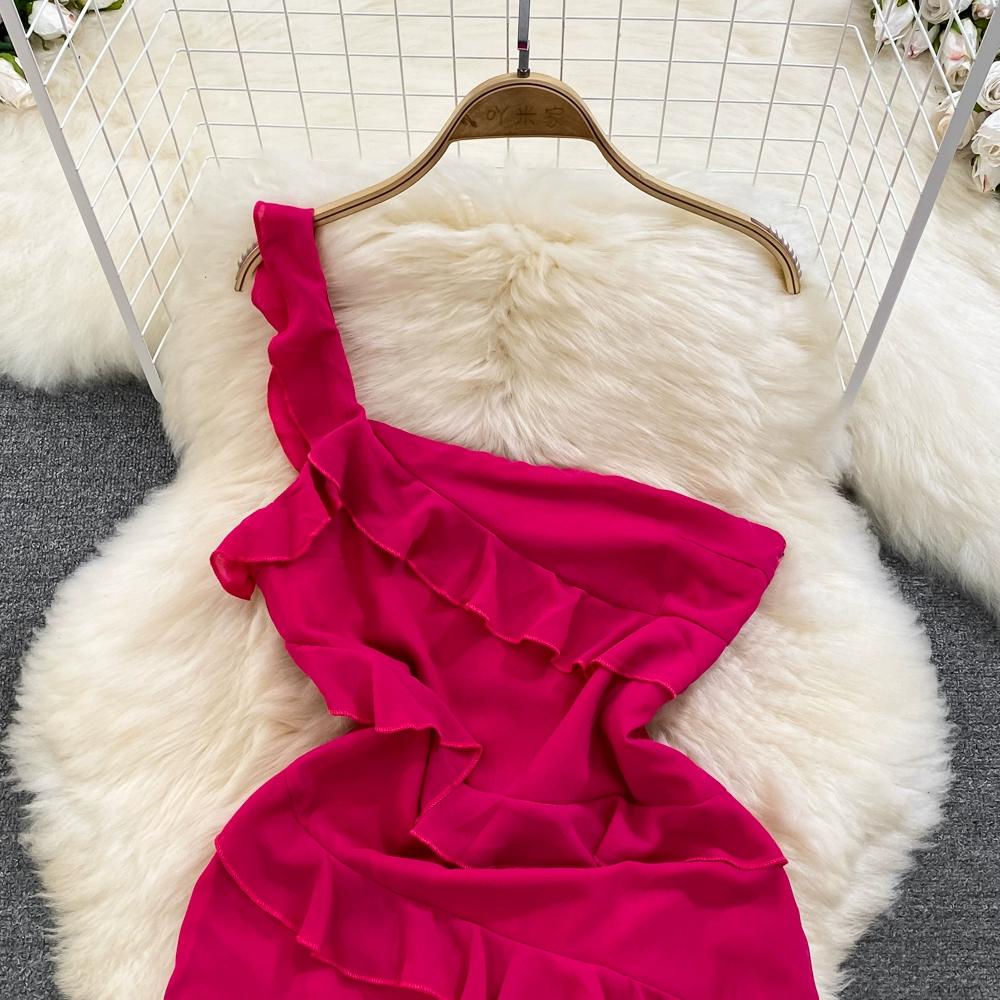 Women's Light Luxury Temperament Single Side Strapless Waisted Slim Split A-line Ruffle Dress