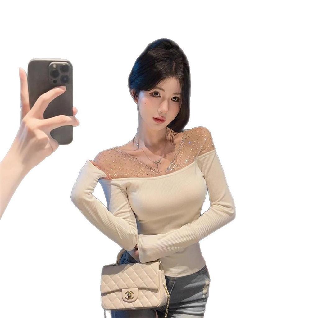 Women's Black Rhinestone One-Shoulder Long-Sleeve Slim Fit T-Shirt