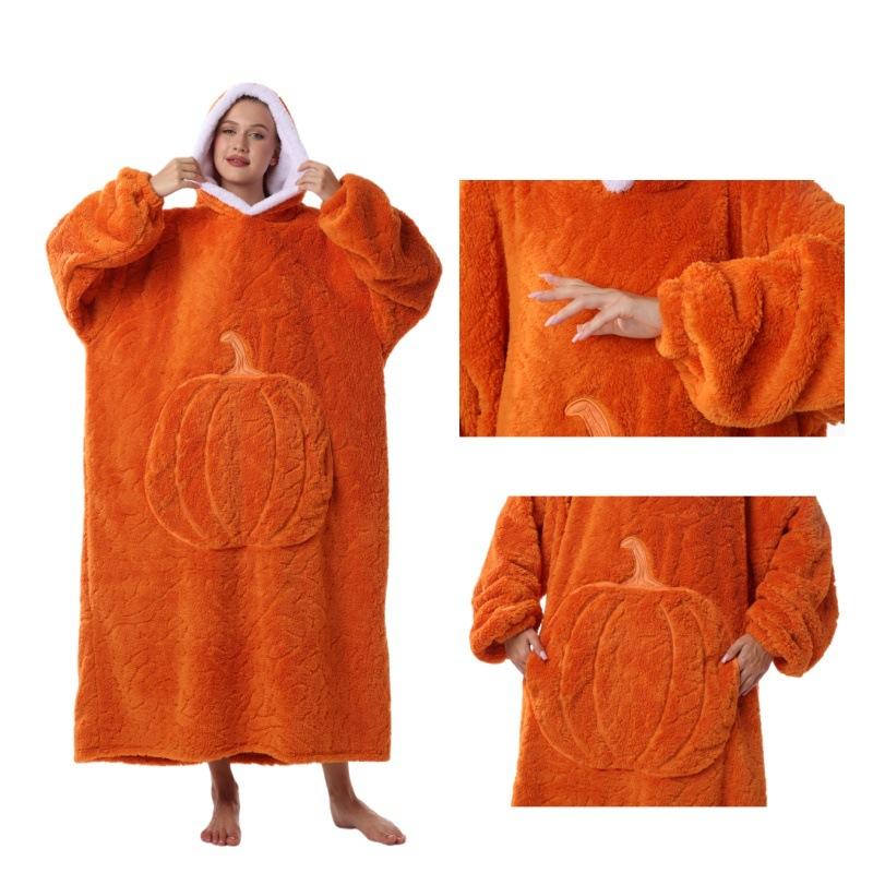 Wearable Blanket Hooded Robe for Women and Men Oversized Winter Warm Flannel Sweatshirt Blanket Hoodie Thick Fleece Blanket with Sleeves and Pocket