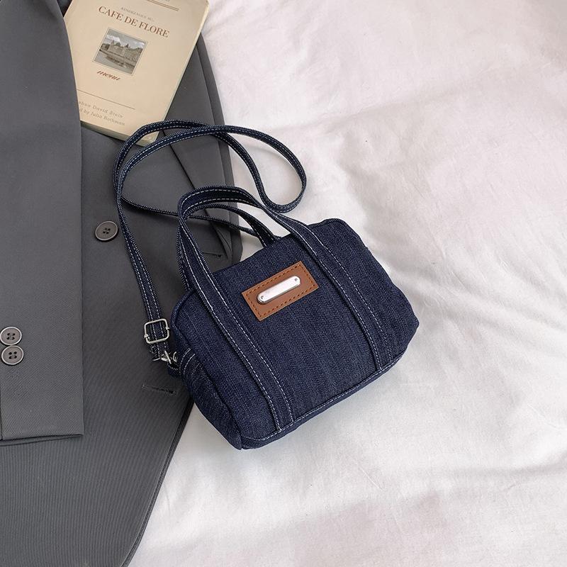 Washed denim hand carry small bag women's new trendy fashion simple pillow bag autumn and winter texture messenger bag