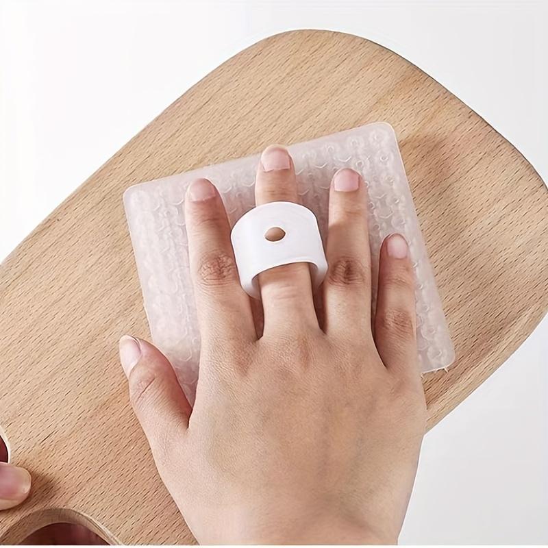 Flexible Multifunctional Brush - Fruit and Vegetable Cleaning Scrubber - Efficient Kitchen Tools and Accessories for Home Cooks