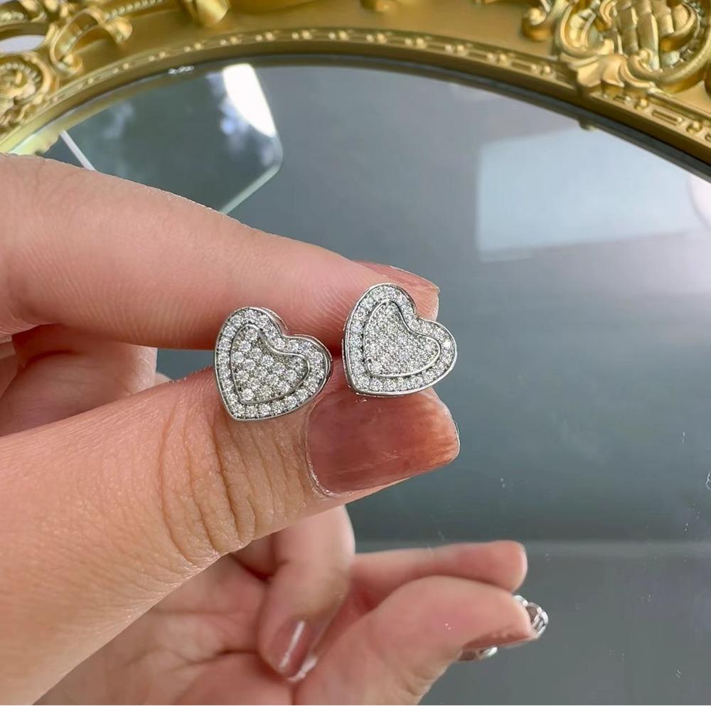 Heart Shaped Iced Out Moissanite Stud Earrings Copper Hip Hop Jewelry For Men Women