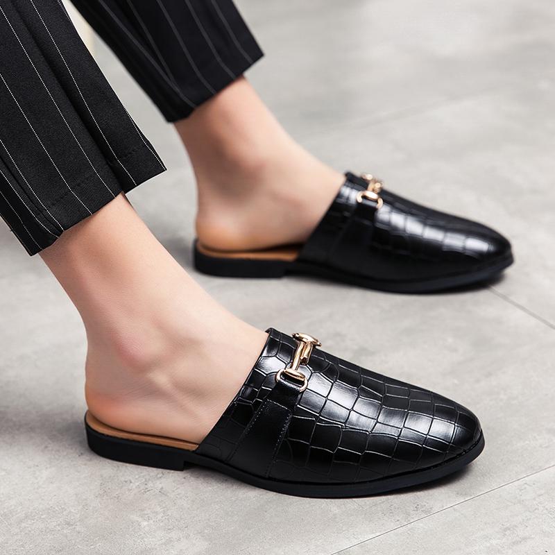 Fashion Patent Leather Brands Designer Mens Casual Business Italian Plus Size 45 Men Half Shoes Drop Ship Mules Man Black Slides Slipper