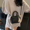 Bags women's new fashionable versatile messenger bags, women's bags niche high-end spring and summer portable bucket bags