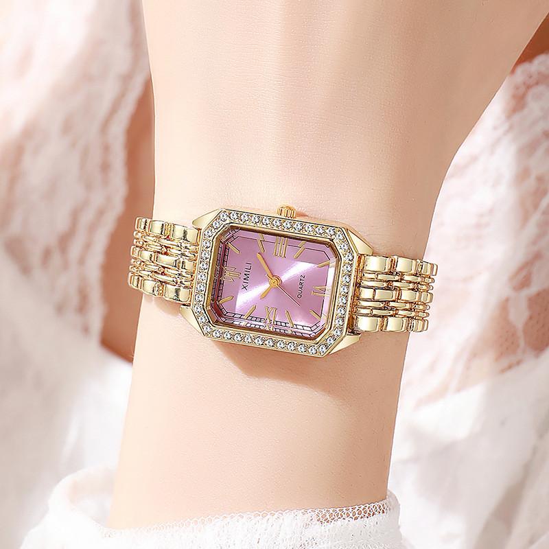Elegant Ladies Quartz Watch With Diamond Accents For Casual Wear