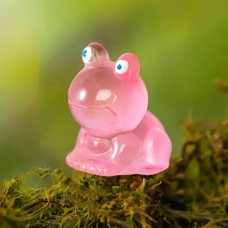 6pcs Mini Frogs Glow At Dark Fairy Garden Miniatures Decoration Luminous Frog Vivarium Micro Landscape DIY Accessories
