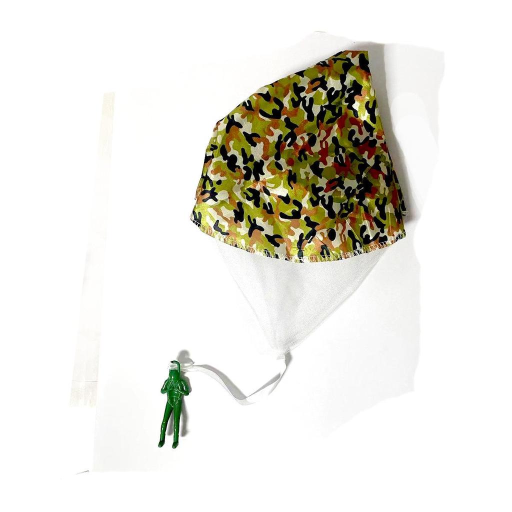 Kids' Hand-Thrown Parachute Toy Soldier for Outdoor Play