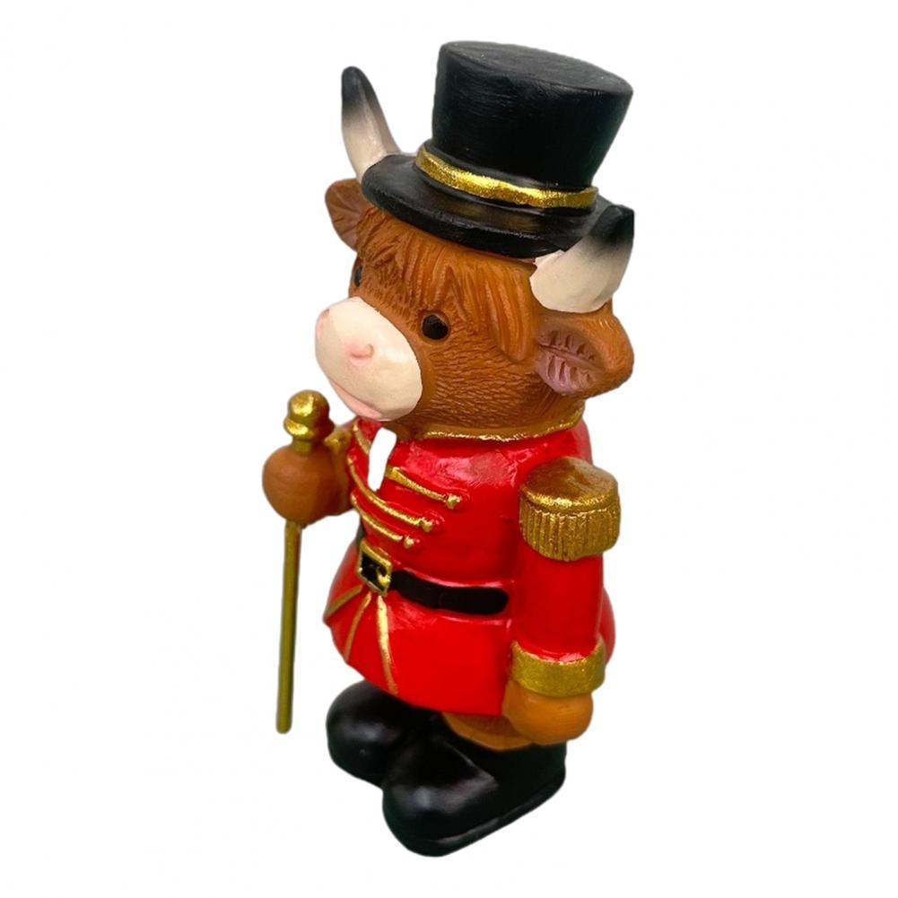 Highland Cow Ornament Desktop Figurine Christmas Nutcracker Highland Cow Figurine Santa Claus Resin Statue Highland for Home