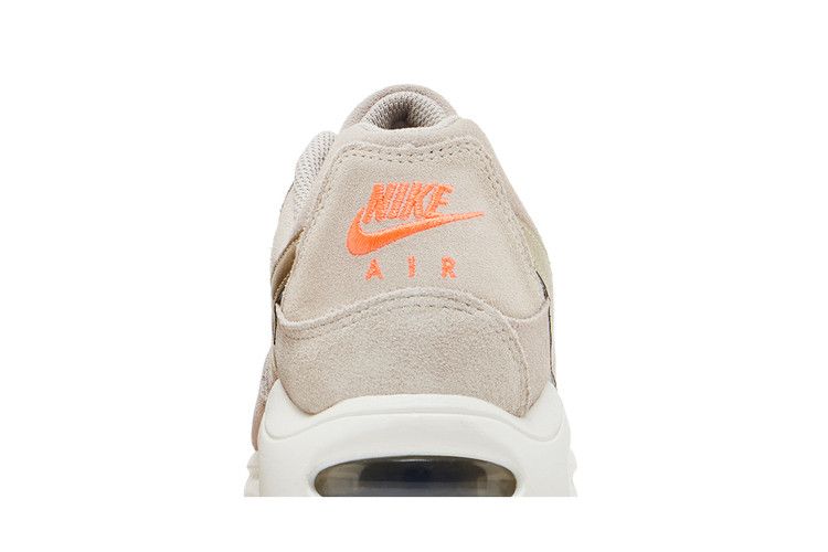 Nike Wmns Air Max Command Premium 'String Metallic Gold'