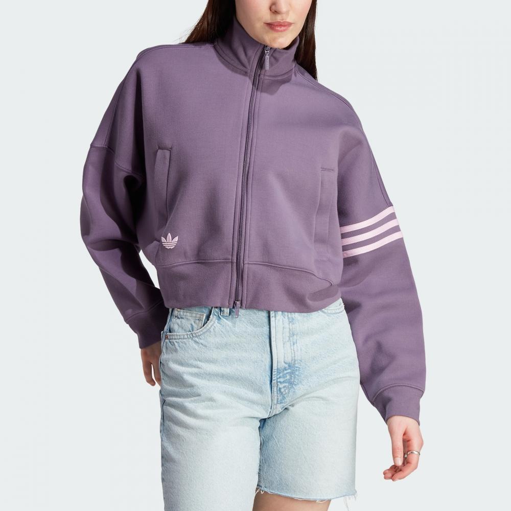 

Спортивная куртка ADIDAS Neuclassics IP6507