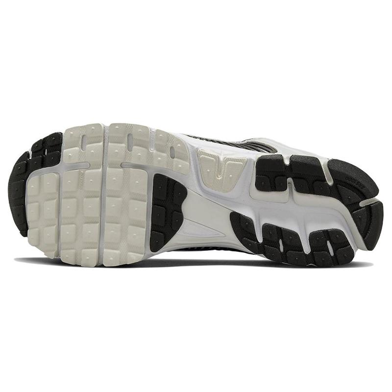 Nike Zoom Vomero 5 White Black Sneakers casual FB9149-101