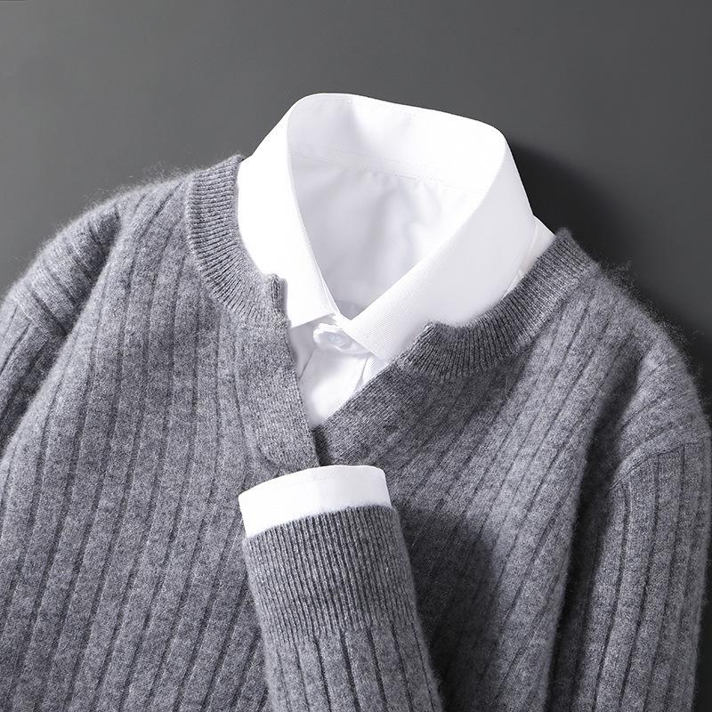 

Men s Classic V-neck Wool Sweater, Solid Cable Knit, Long-Sleeve, Autumn/Winter Style L - up to 72.5 kg сірий колір