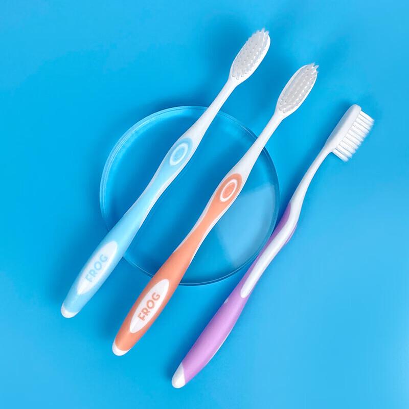 Frog Adult Soft Bristle Toothbrush 6-Pack