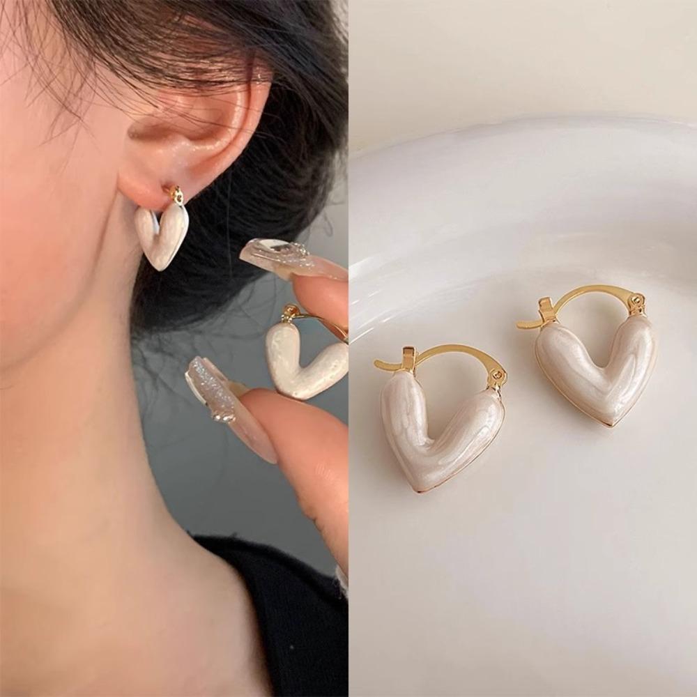 Korean Sweet Minimalist Love Heart Drop Earrings for Women White Elegant Earrings Aesthetic Piercing Ear Jewelry