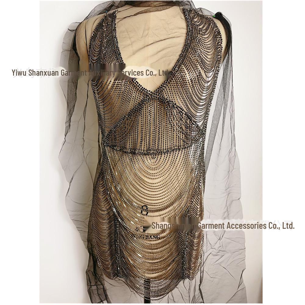 

Элегантная многослойная юбка с металлическими цепочками для тела чёрный