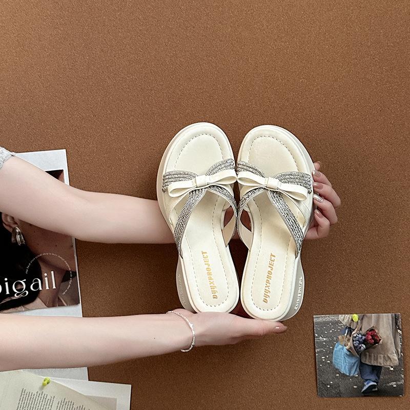 French Thick-bottomed Cool Slippers Women's Summer Outer Wear Advanced Sense 2025 Popular New Summer Beautiful Rhinestone Wedge Slippers